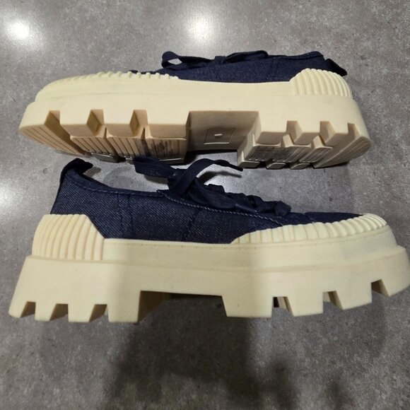 JOE FRESH Women's Denim Platform Sneakers w/Cream Lug Sole - Navy/Cream - Sze 8M - Picture 2 of 13